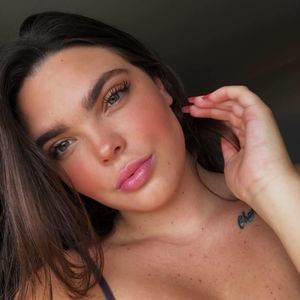 Meet your Posher, Shawna